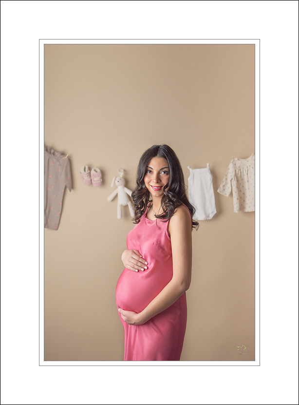 Seattle Maternity Photographer_Jennifer Wilcox Photography_Pregnancy_Belly_N