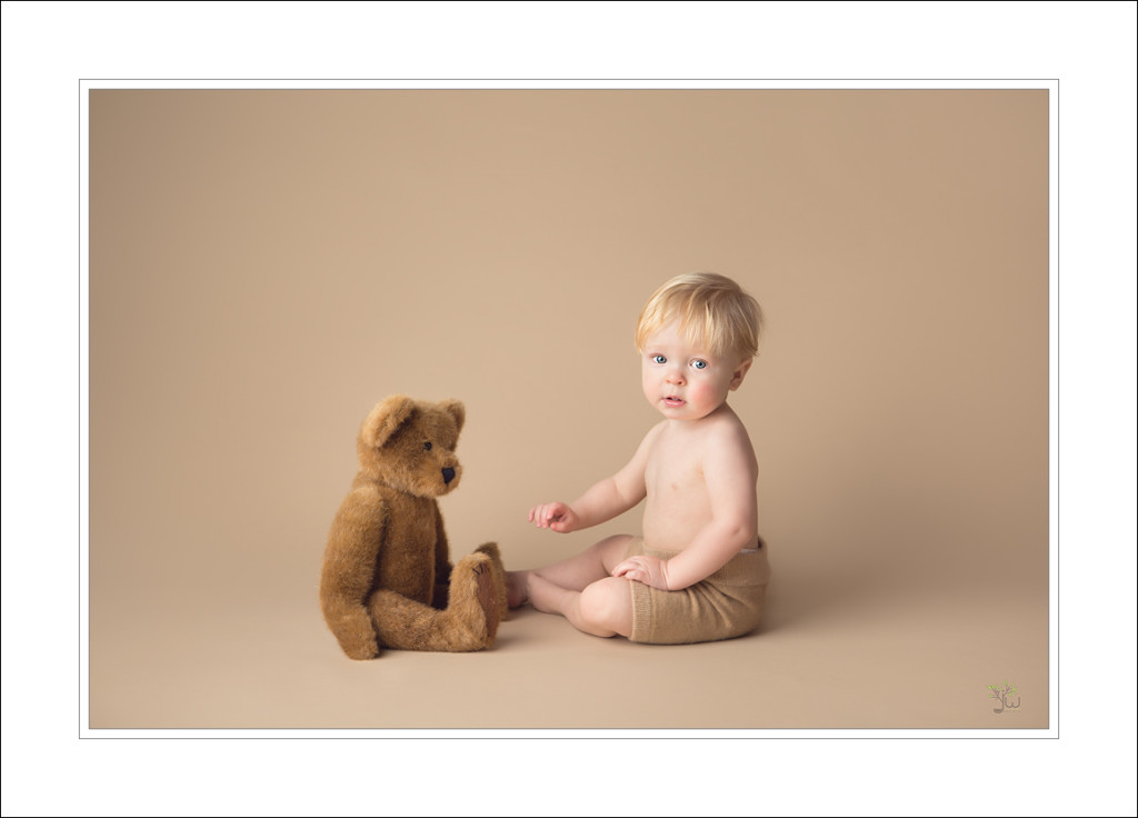 Tacoma Baby Photographer_Jennifer Wilcox Photography_baby with teddy bear