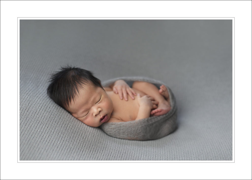 Seattle newborn photographer