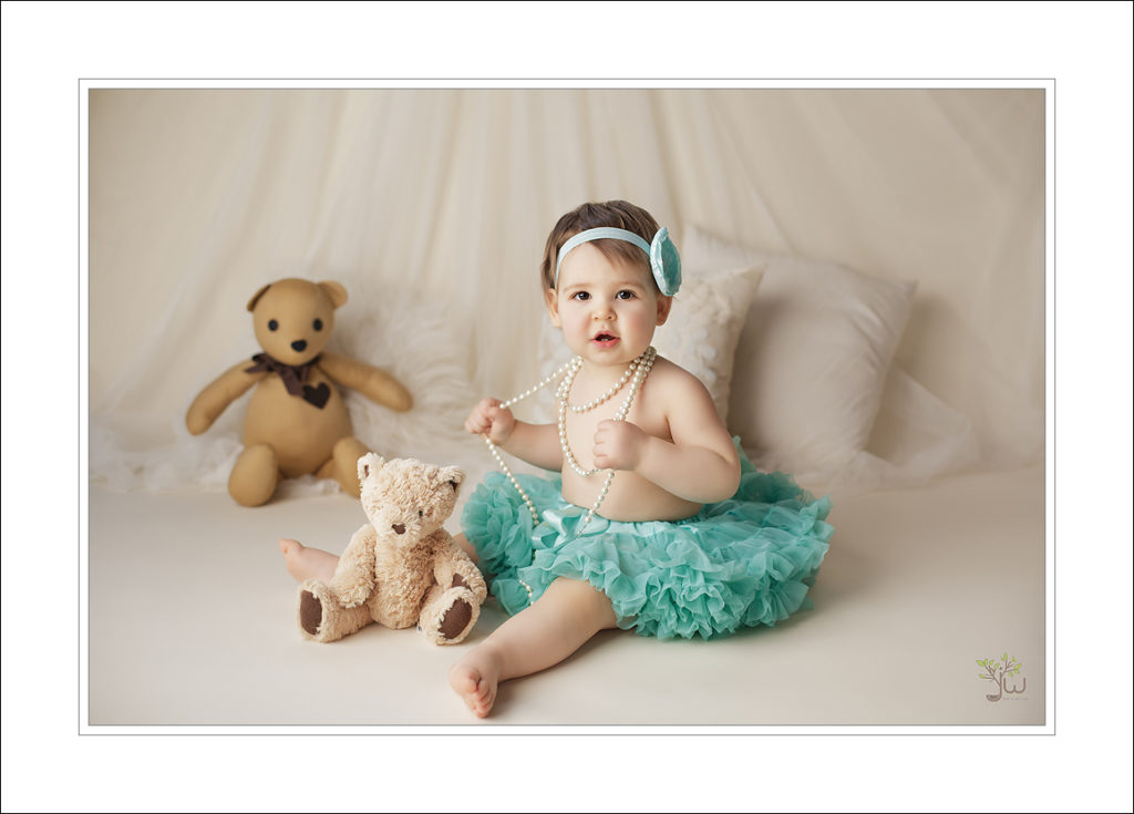 Cake smash, baby pictures, birthday photography