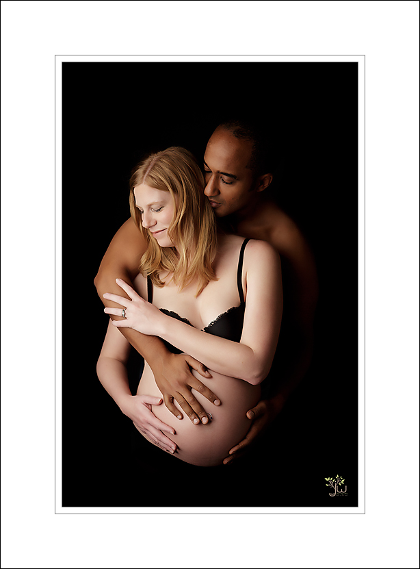 Best Seattle maternity photographer